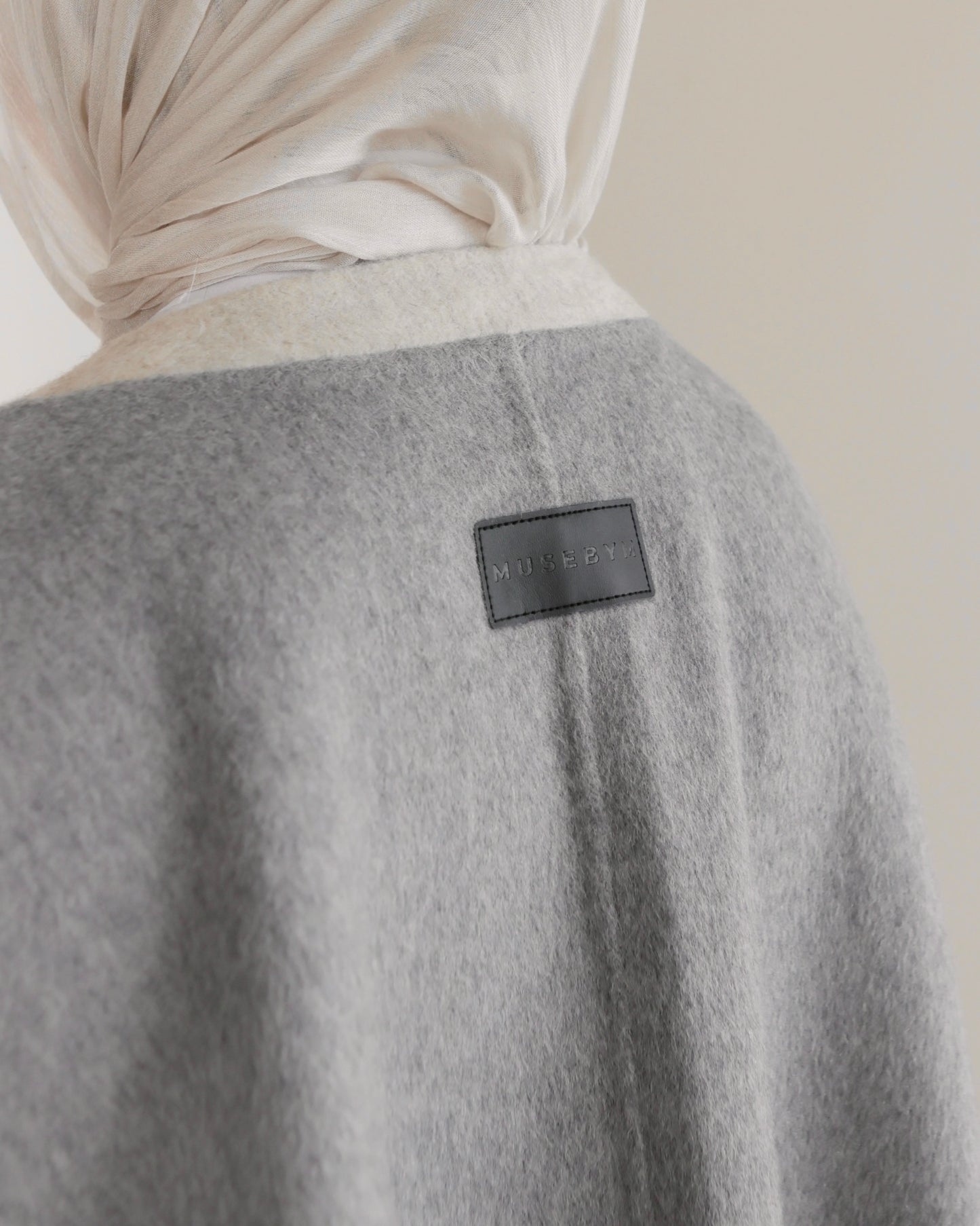 Revaa Shawl Grey Pallete