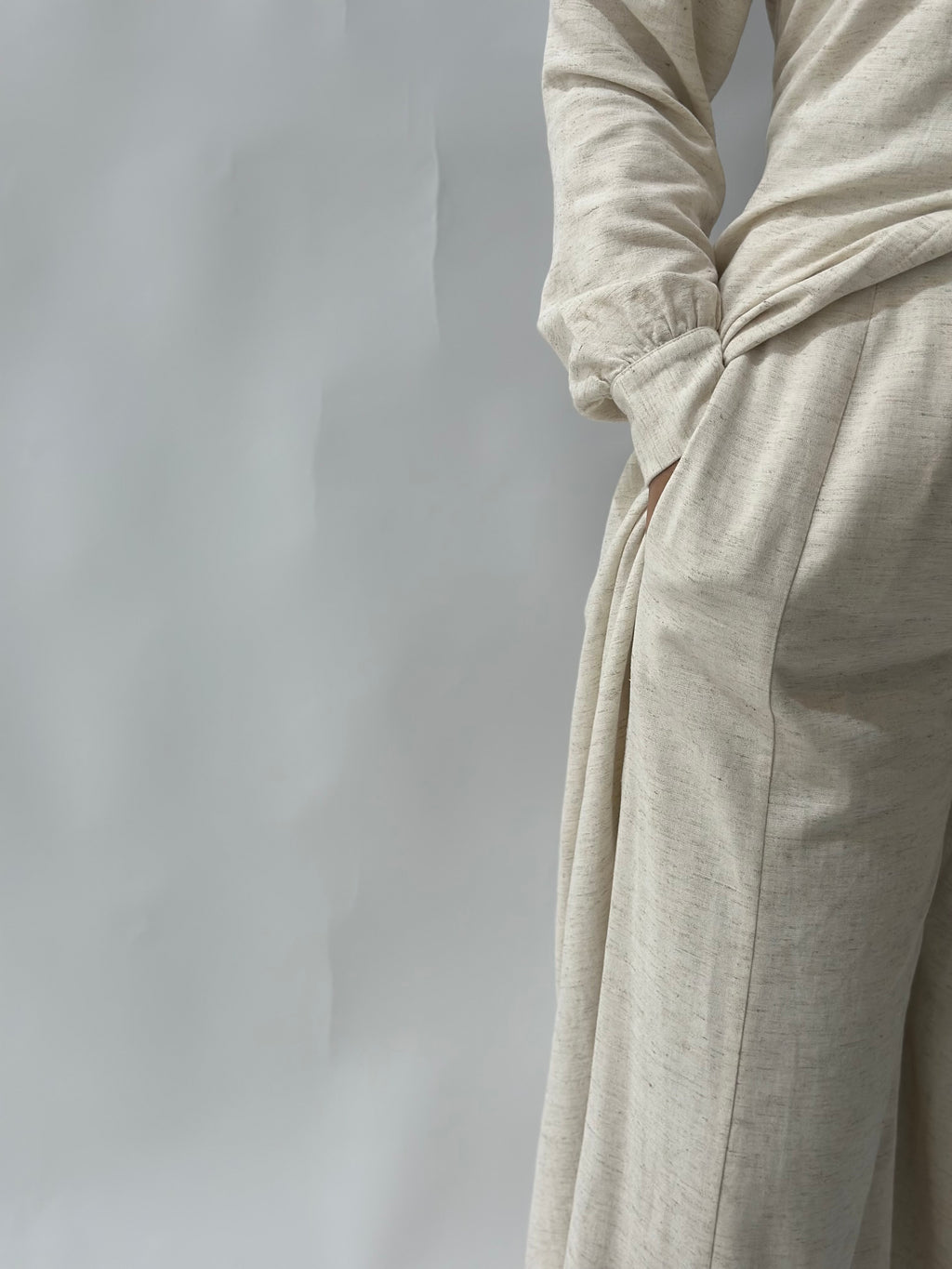 Alma Tailored Pants - Beige
